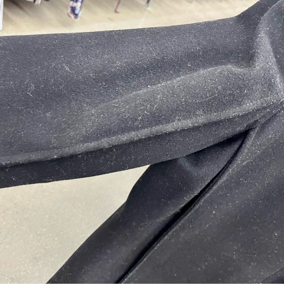 Vintage Minimalist Black Wool Coat with Faux Fur Collar by Harve Benard Size 10 - Picture 15 of 15